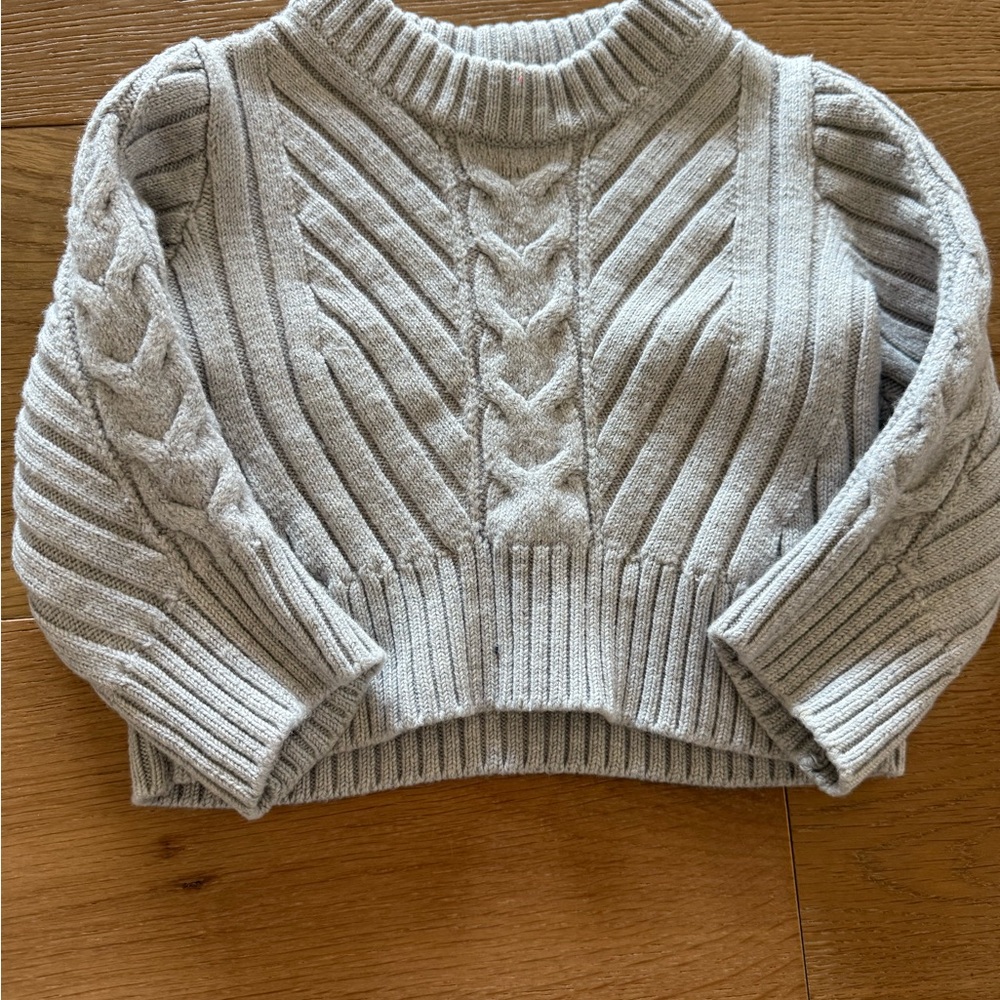 COS Gray Crew Neck Cable Knit Sweater